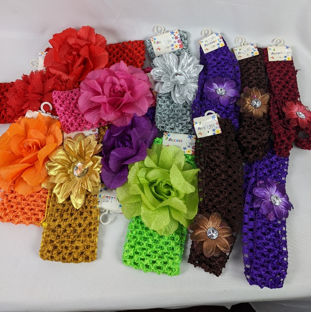 NWT, BUNDLE OF MULTI COLORS STRETCHABLE KIDS HEADBAND.